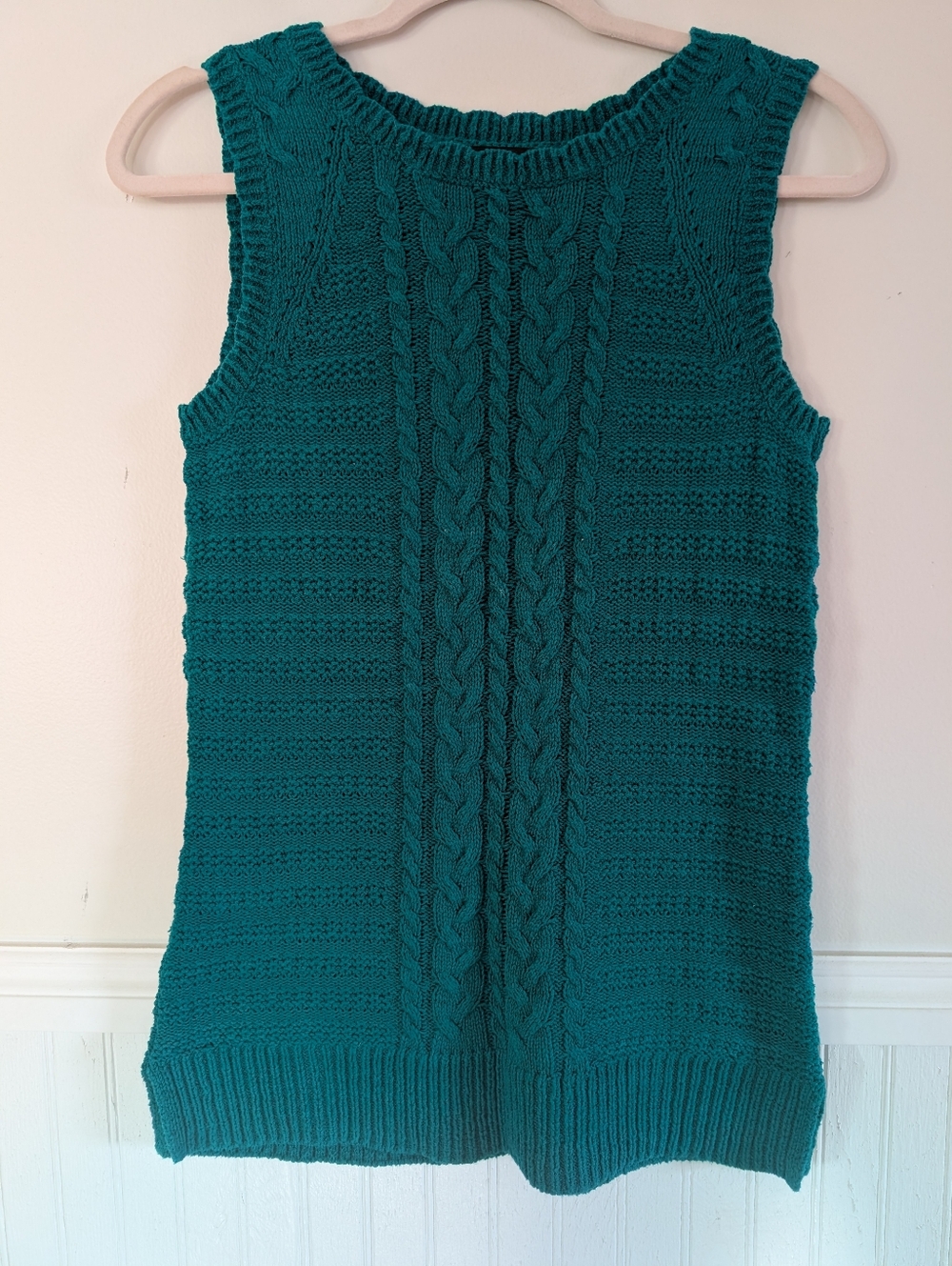 Sleeveless Sweater
